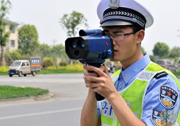 Long Range Laser Speed Gun for Accurate Vehicle Speed Measurement